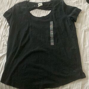 New Victoria’s Secret pink T-shirt with cut out back